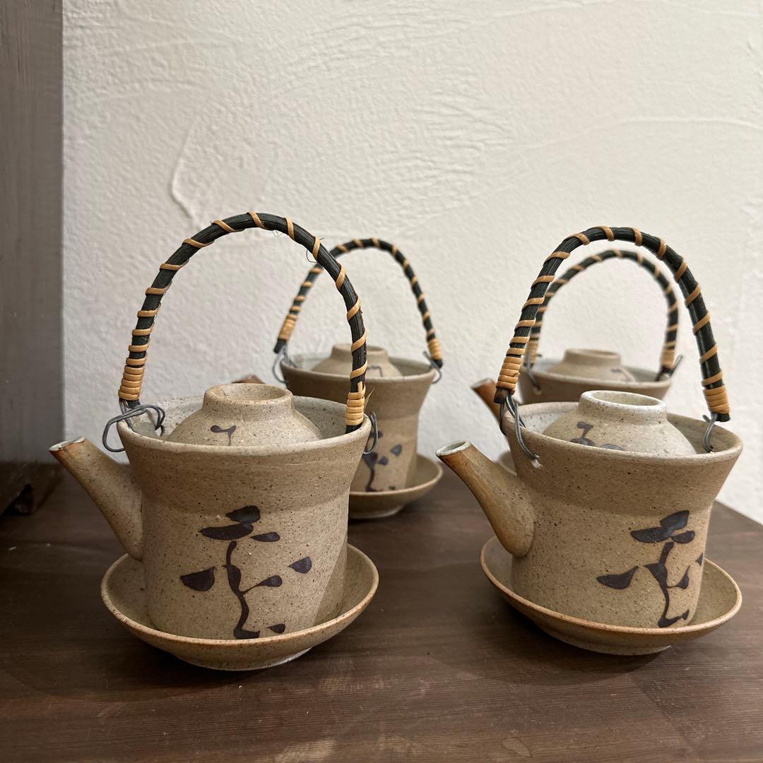 土瓶蒸し器　素焼き　4セットと受け皿1枚付き