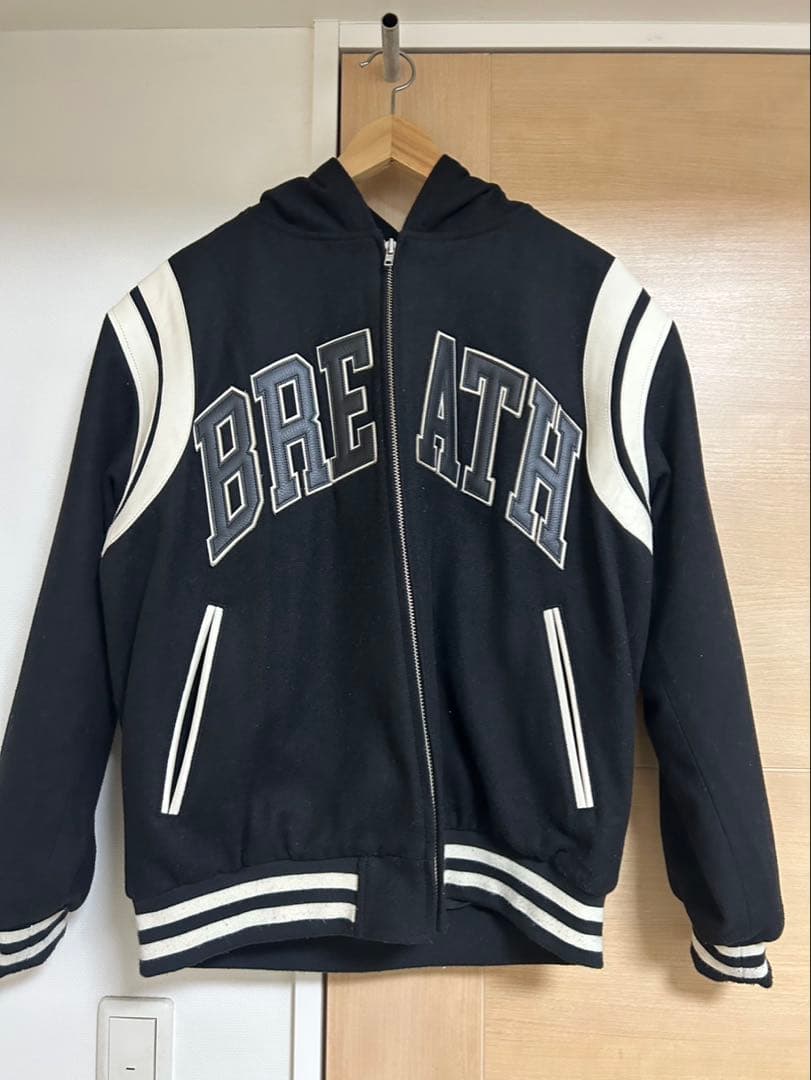 BREATH フード付きパーカー ブラック